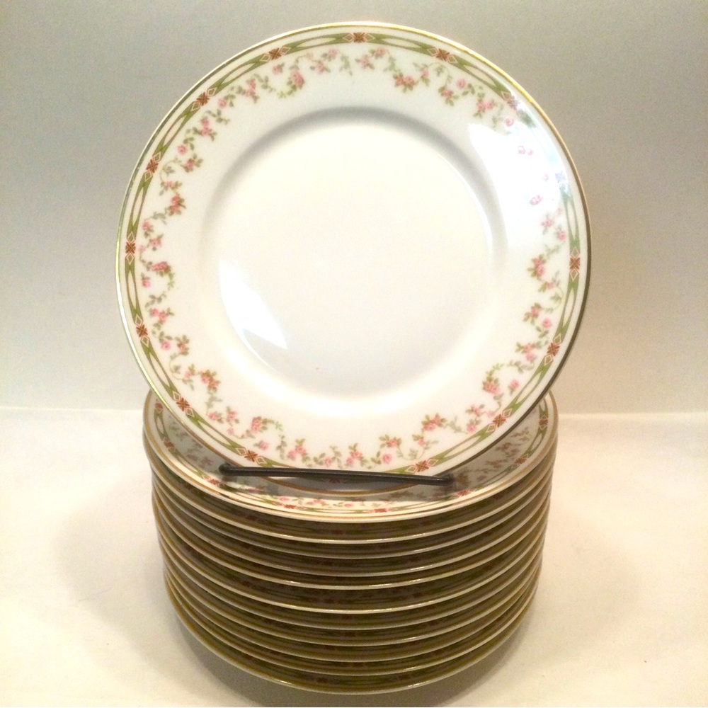 Theodore Haviland Dessert Plate Limoges Geometric & Roses Border Schleiger 346.